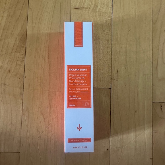 Skin and Co Sicilian Light Serum - Picture 3 of 4